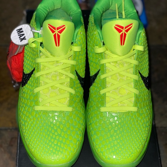2021 kobe 6 grinch